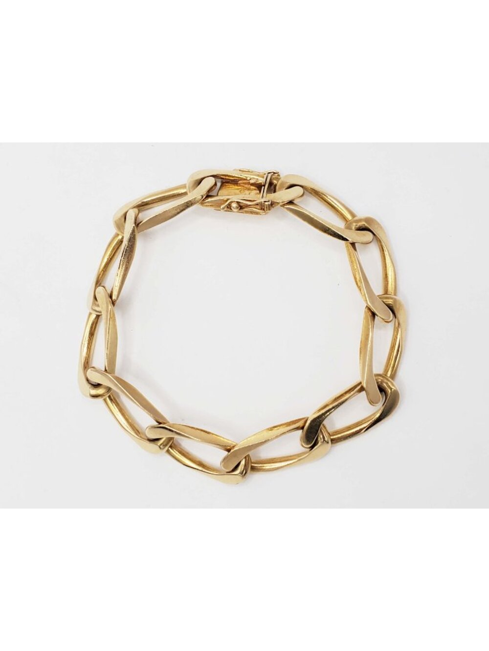 12.5mm Flat Curb Link Bracelet 18k Gold 63.9 Grams